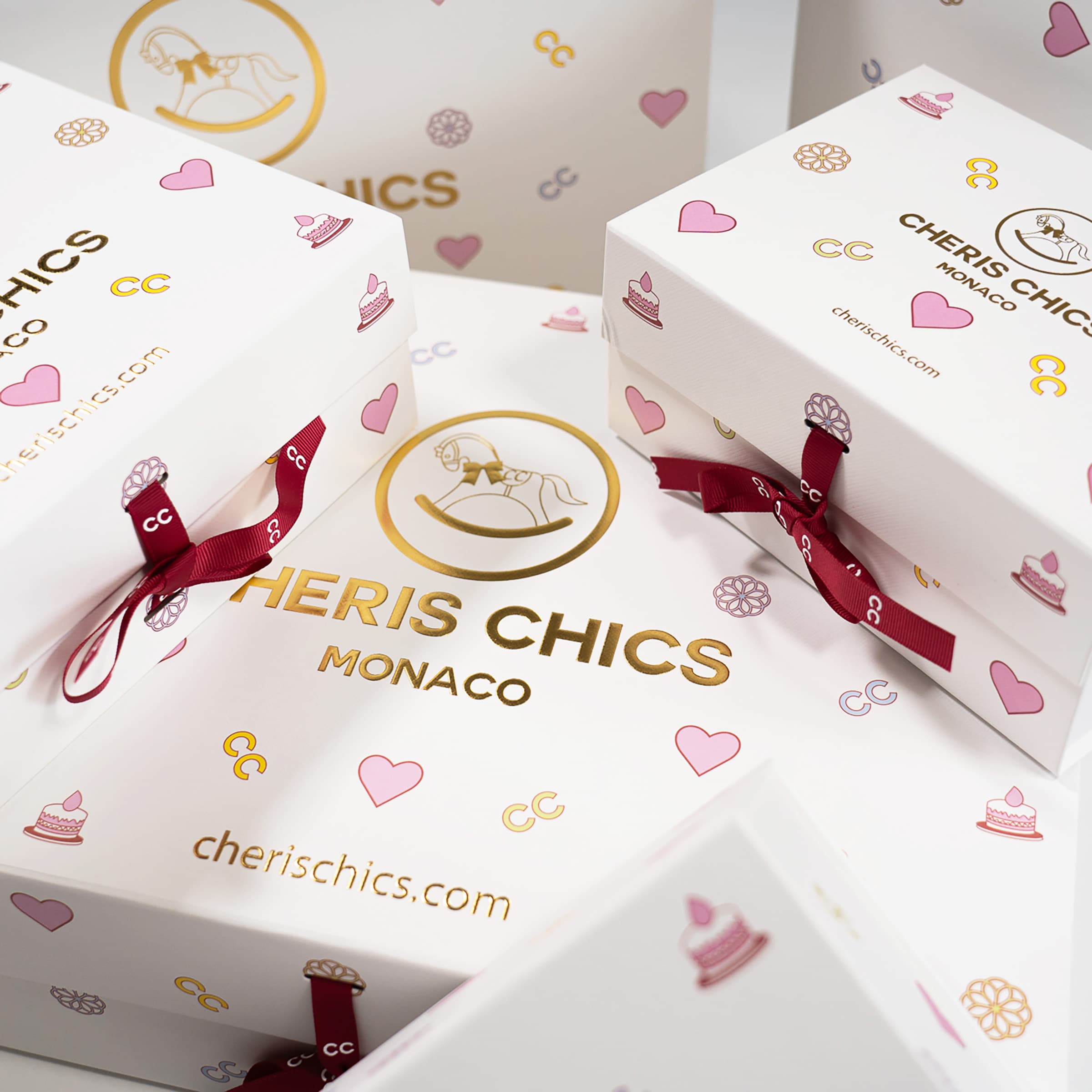 The Chéris Signature Keepsake Box